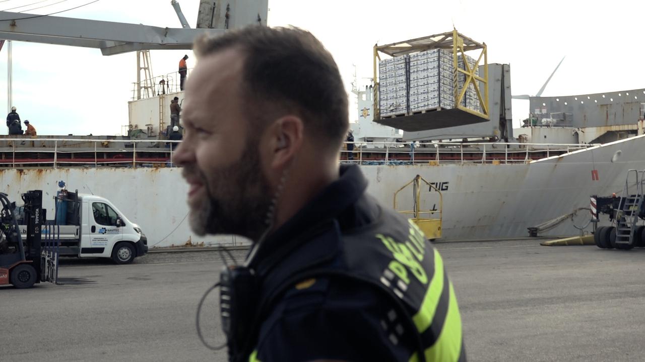 Afbeelding bij video: Martijn werkt samen met o.a. de douane om drugstransport te stoppen